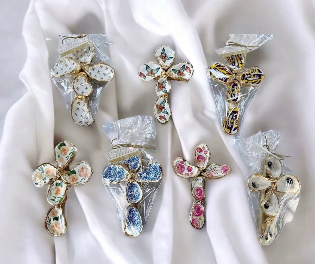 Design oyster crosses