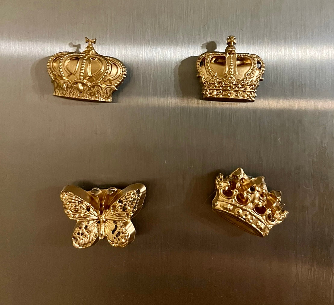 Royal magnet collection