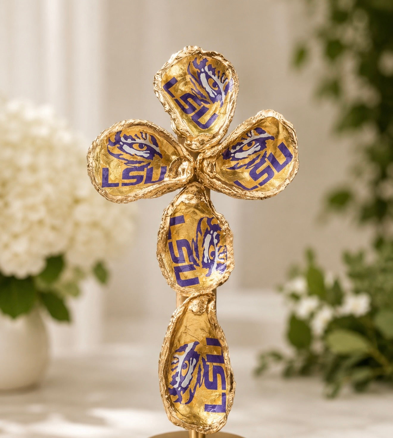 Design oyster crosses